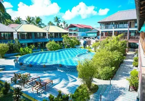 Aquaires beach resort 1