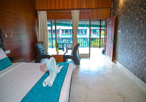 Aquaires beach resort 3