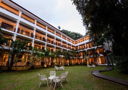 Hotel Sentinal