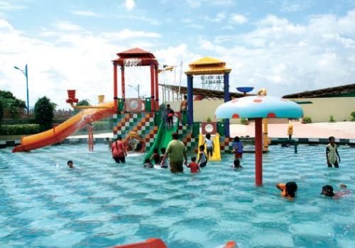 Marina Park & Rajiv Gandhi Water Sports Complex