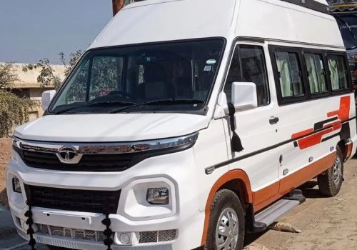 Traveller 26 Seater